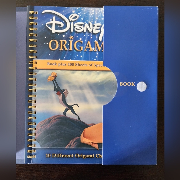 Disney Origami 10 Different Characters To Create w/ 100 Sheets Of Designed Paper - Picture 8 of 8